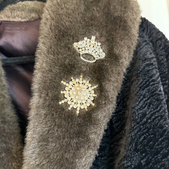 1960s AUTHENTIC vintage black velvet faux fur cropped jacket women's M / L - Picture 2 of 8